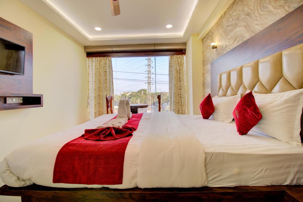 Hotel Samaira Residency,Dombivali Dive ภายนอก รูปภาพ