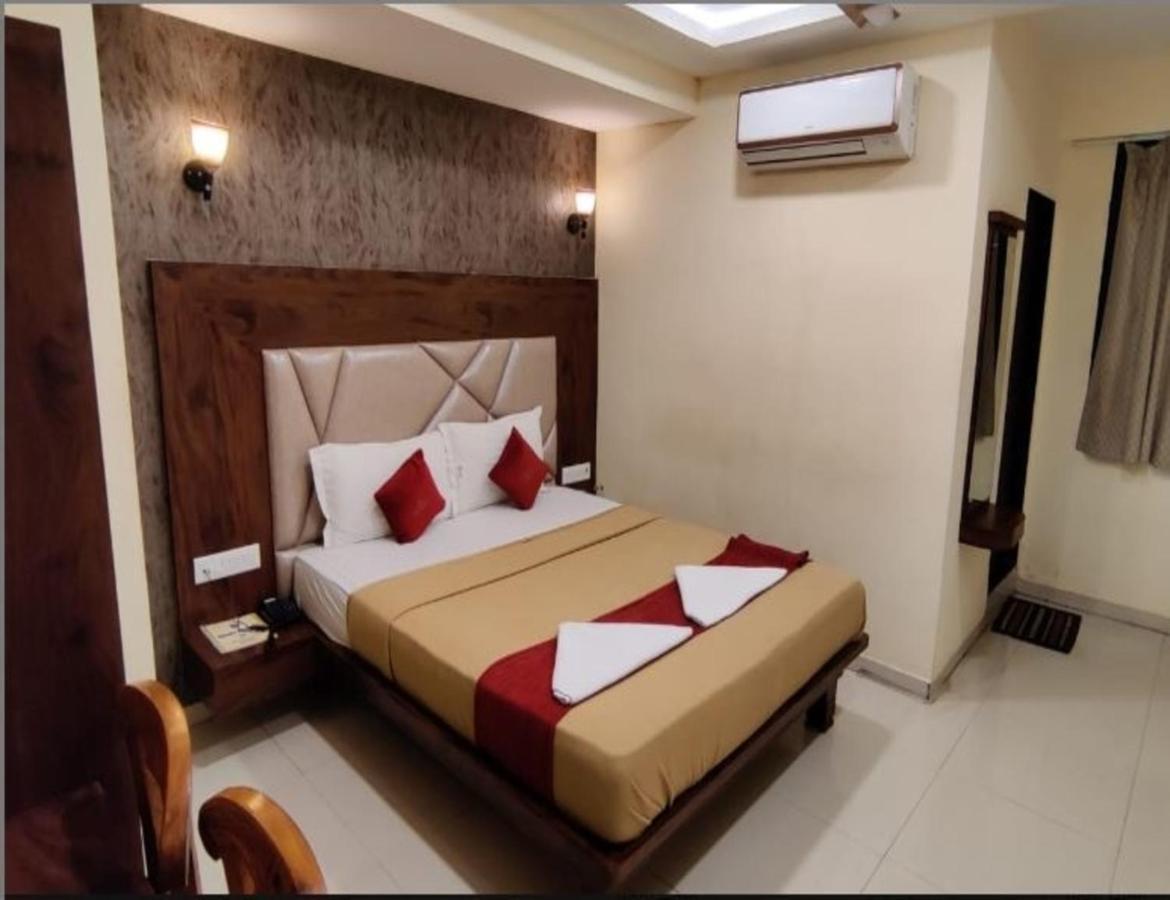 Hotel Samaira Residency,Dombivali Dive ภายนอก รูปภาพ